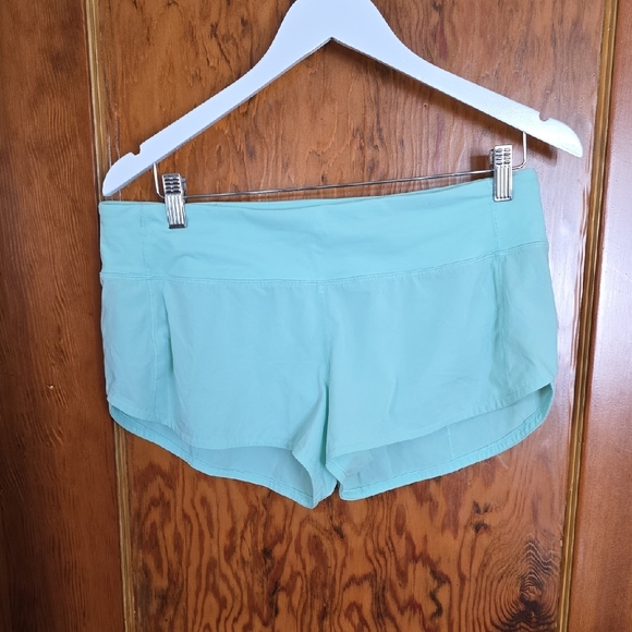 lululemon athletica Pants - Lululemon Speed Up Short *2.5" Blue Glow Size 8